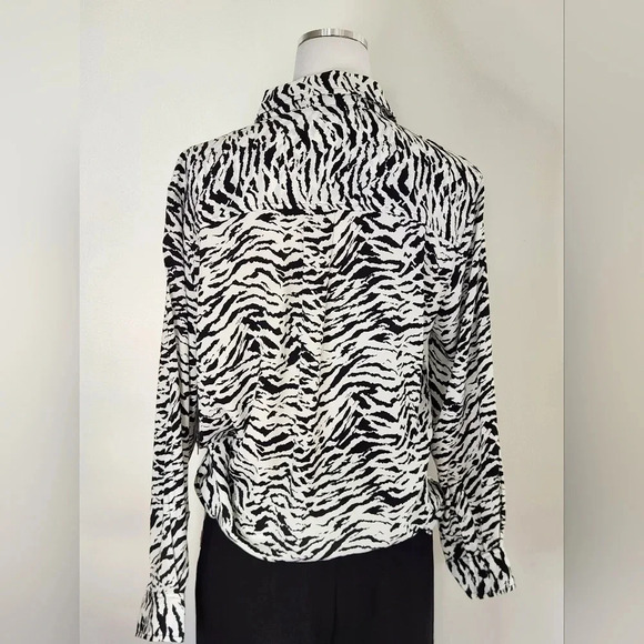 NWT || LIVERPOOL Los Angeles || animal print blouse - Picture 5 of 6